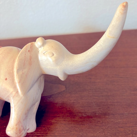 Vintage Soapstone Elephant Figurine - Picture 7 of 8